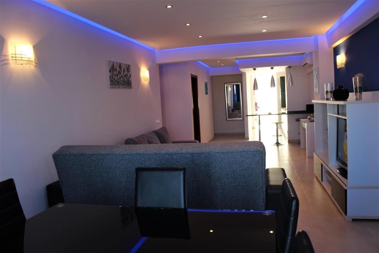 1E Praia Dos Pescadores - Casas & Papeis อาร์มาซอง เด เปรา ภายนอก รูปภาพ