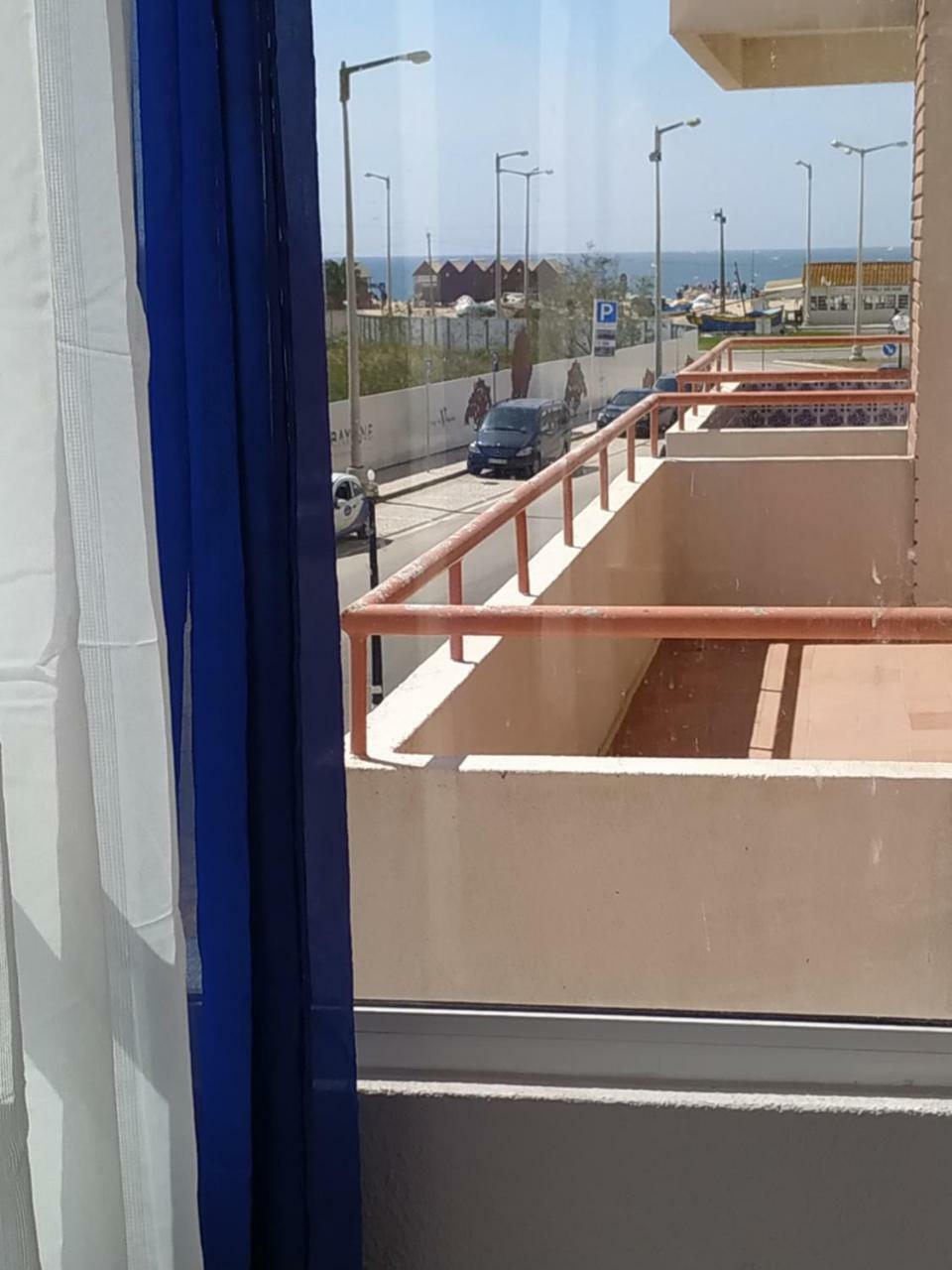 1E Praia Dos Pescadores - Casas & Papeis อาร์มาซอง เด เปรา ภายนอก รูปภาพ